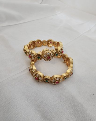 Vintage Gold openable Bangle