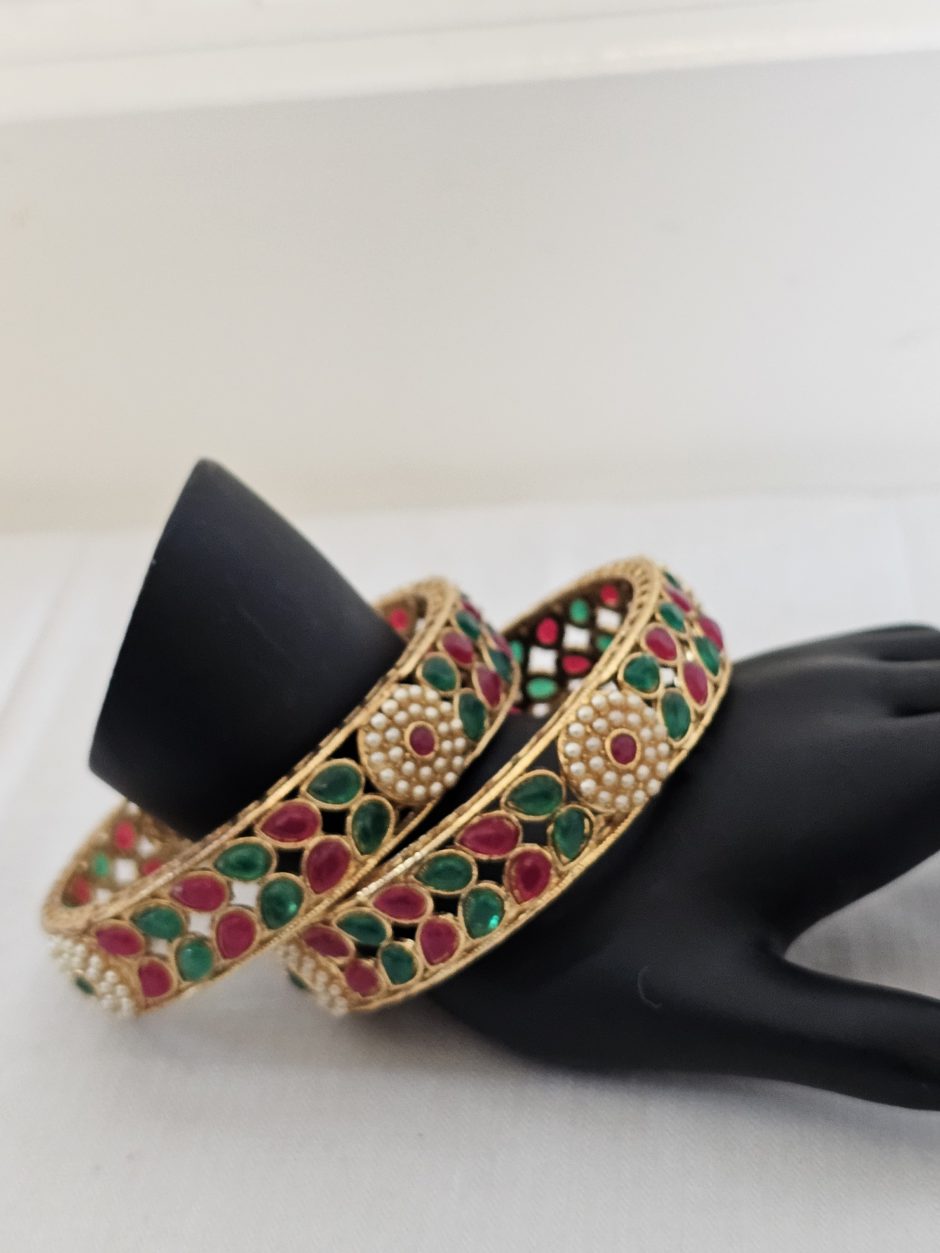 Pearl Green Red Gold Bangle