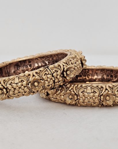 Brass Bangle Set with Antique Work