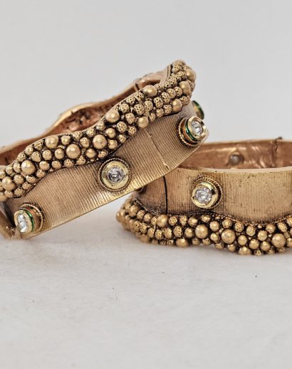 Gold Beaded Openable Bangle