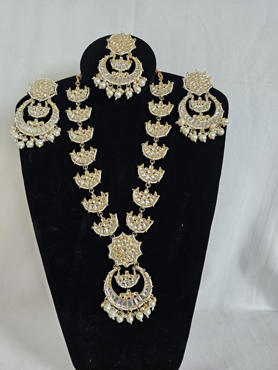 Mirror and Pearl Moon Design Necklace Set with Mangtika